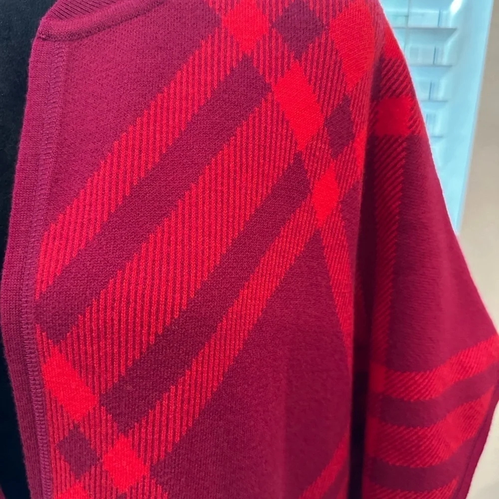 Burberry cape